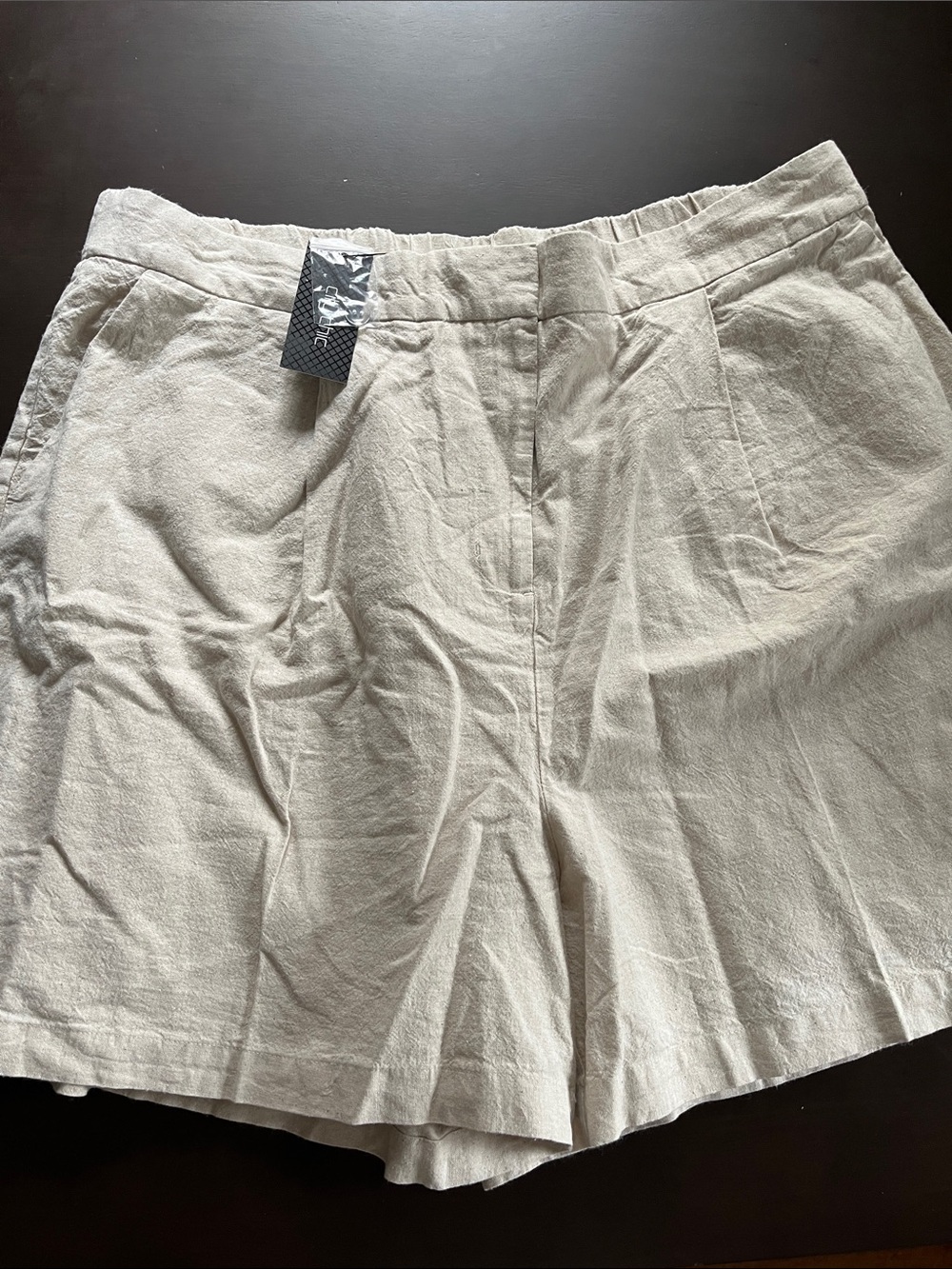 City Chic Sicilian Beige Linen Cotton Pocket Shorts Womens Trendy Plus Size 18